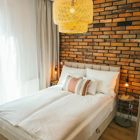 Ulubiony Mariental Sauny, Blisko Wyciagu